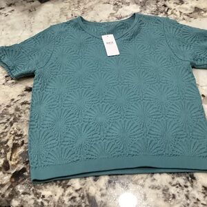 BKE Aqua Patterned Short Sleeve Top